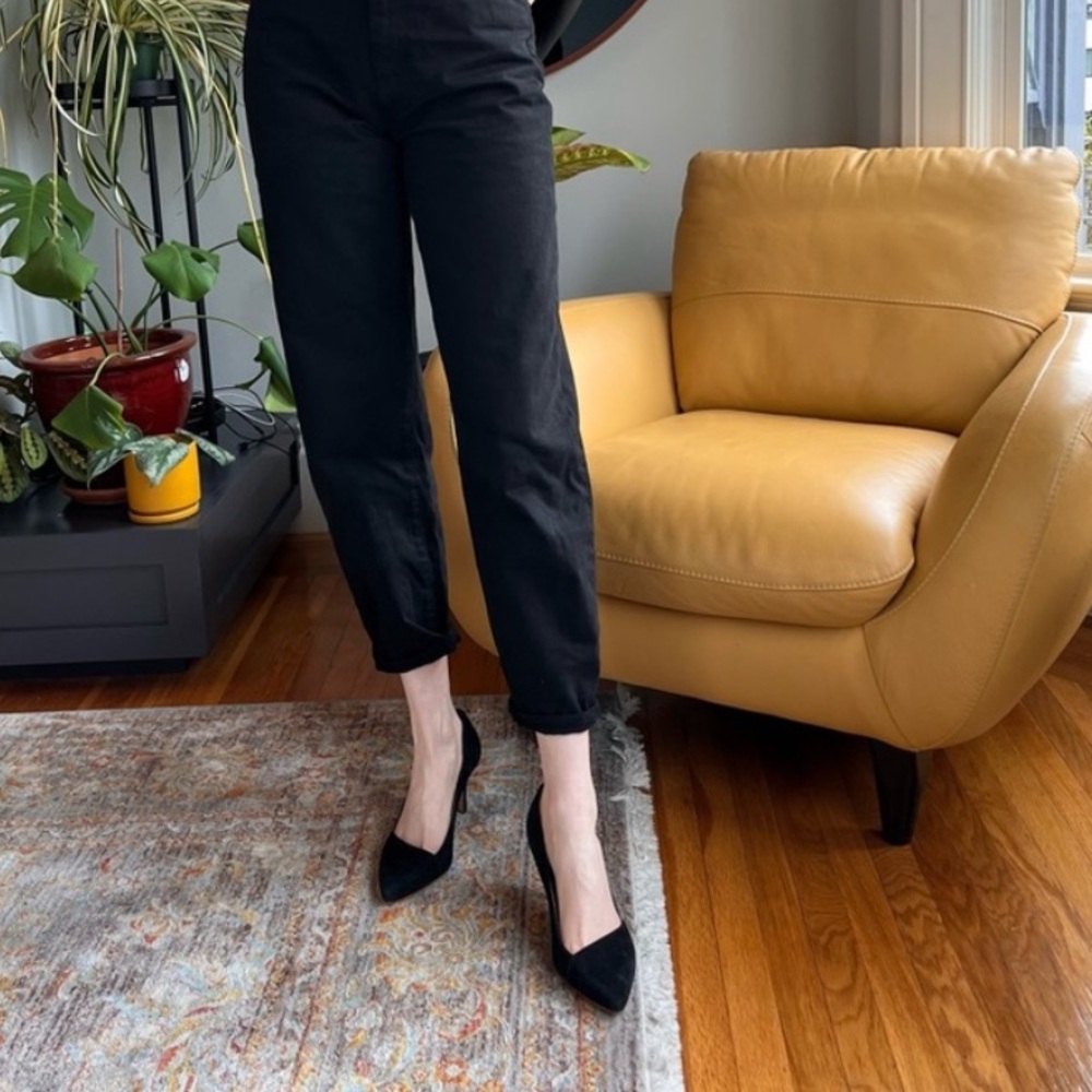 Madewell Suede Asymmetrical Mira Pump - Picture 4 of 16